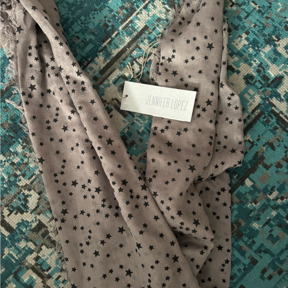 Jennifer Lopez Black Star Pattern Scarf
